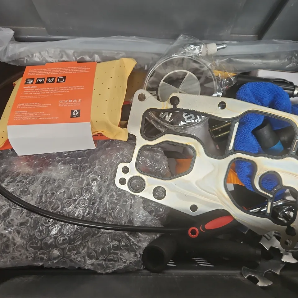 APPROXIMATELY 10 ASSORTED VEHICLE PARTS & ACCESSORIES TO INCLUDE SOCKET WRENCH SET, NGK SPARK PLUG, WINDSCREEN/DISPLAY CLEANER, ETC