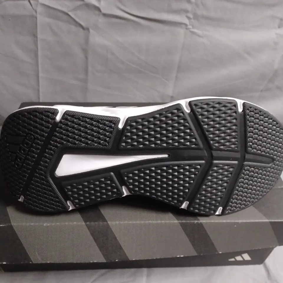 BOXED PAIR OF ADIDAS GALAXY 6 W RUNNING SHOES – (UK 6)
