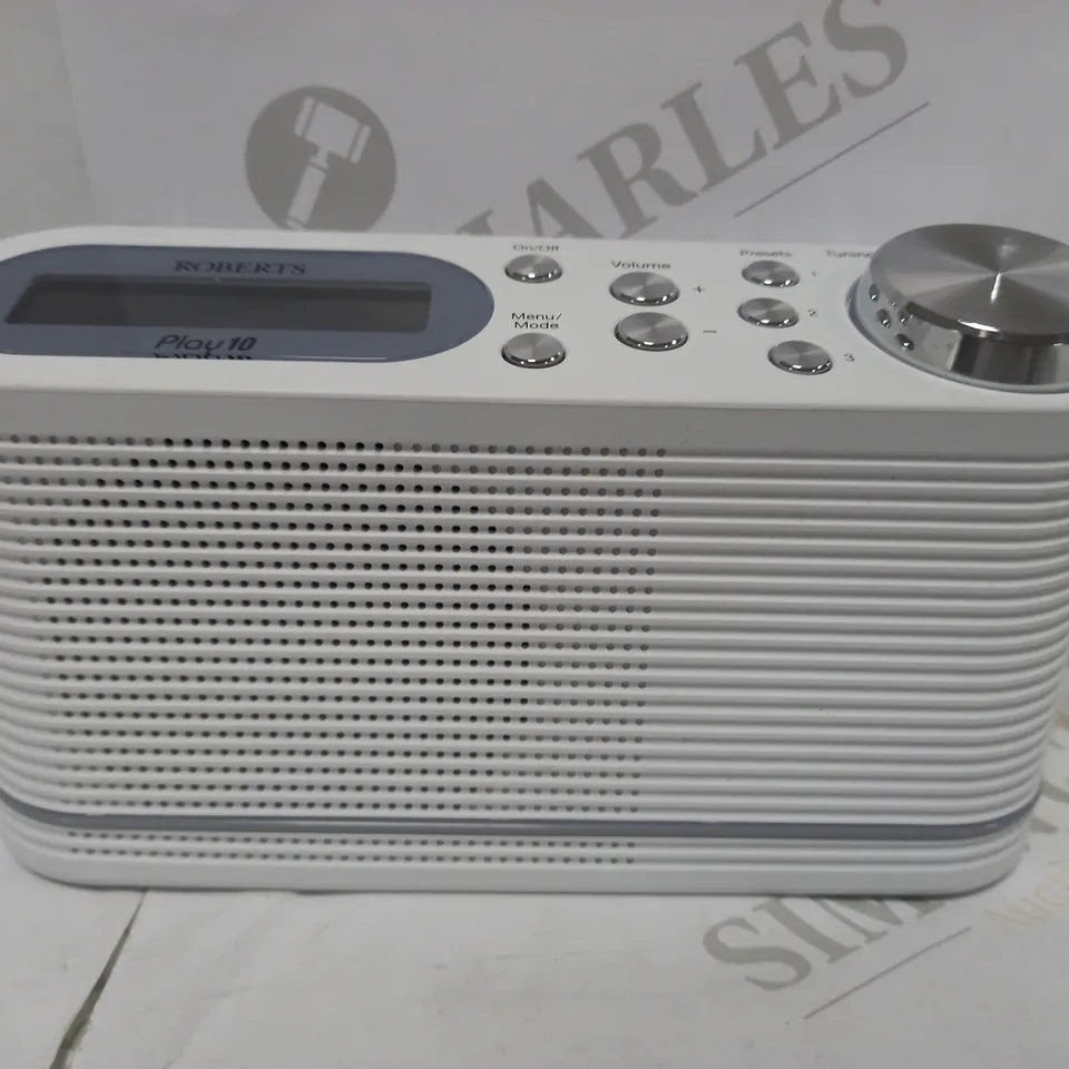 ROBERTS PLAY10 RADIO