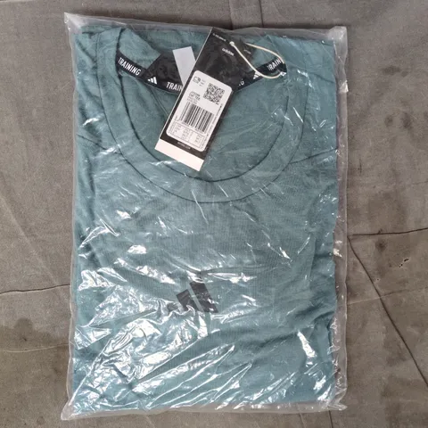 BAGGED ADIDAS DESIGNED FOR TRAINING WORKOUT T-SHIRT IN BLUE SIZE 3XLT