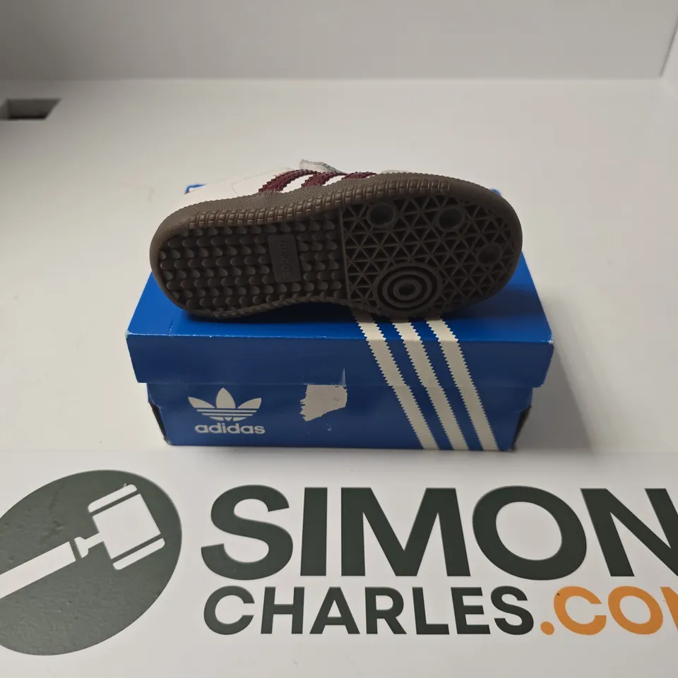 BOXED PAIR OF ADIDAS SAMBA OG INFANT WHITE TRAINERS - UK 6K