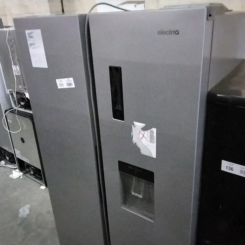 DESIGNER ELECTRIQ 430 LITRE AMERICAN FRIDGE FREEZER SILVER