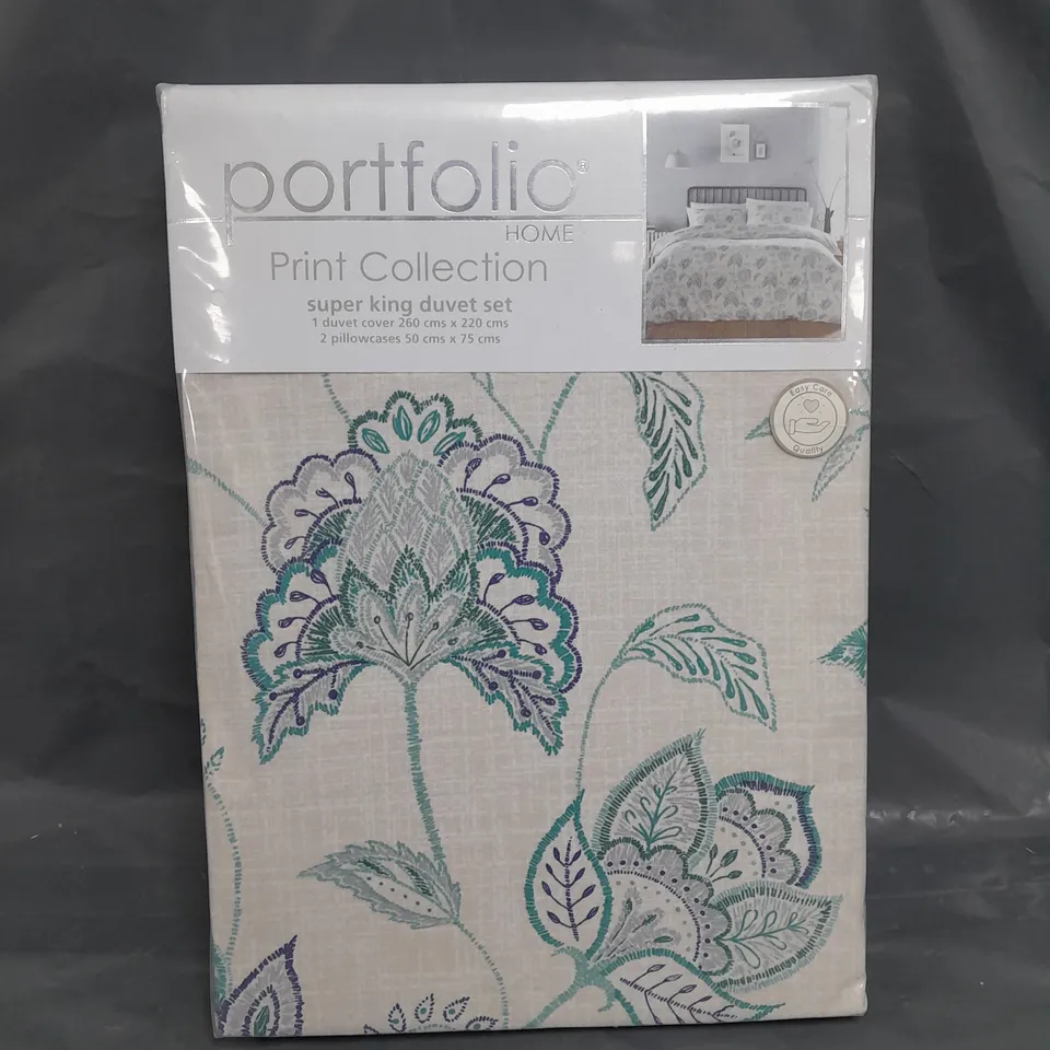 SEALED PORTFOLIO PRINT COLLECTION DUVET SET - SUPER KING 