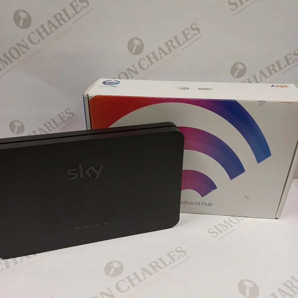 BOXED SKY SR203 SKY BROADBAND HUB