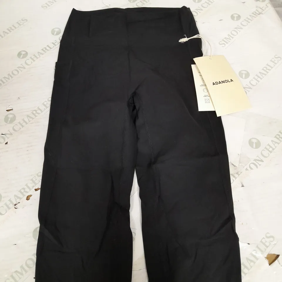 ADANOLA ULTIMATE POCKET LEGGINGS IN BLACK - LARGE