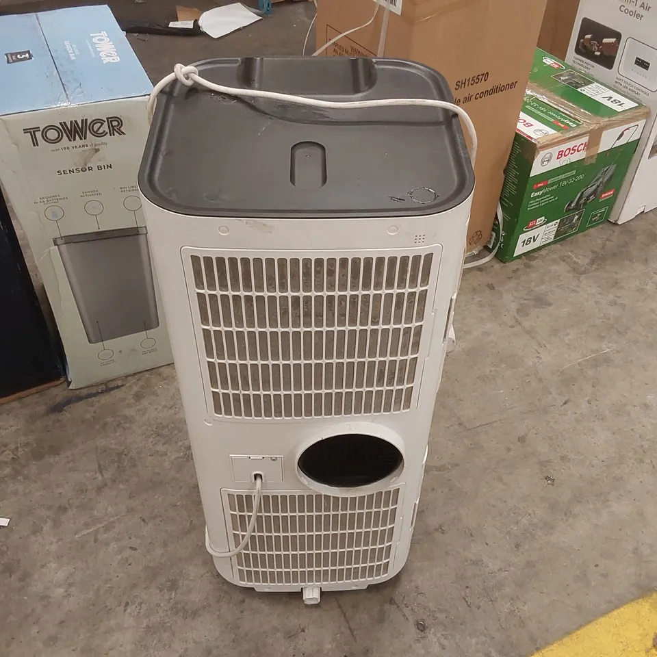BLACK + DECKER BXAC40008GB AIR COOLER