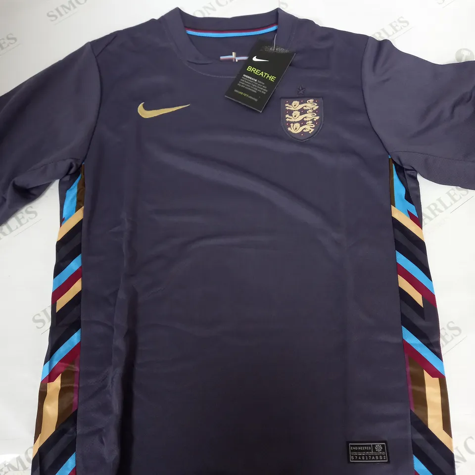 NIKE ENGLAND AWAY SHIRT AND SHORTS - SIZE 28