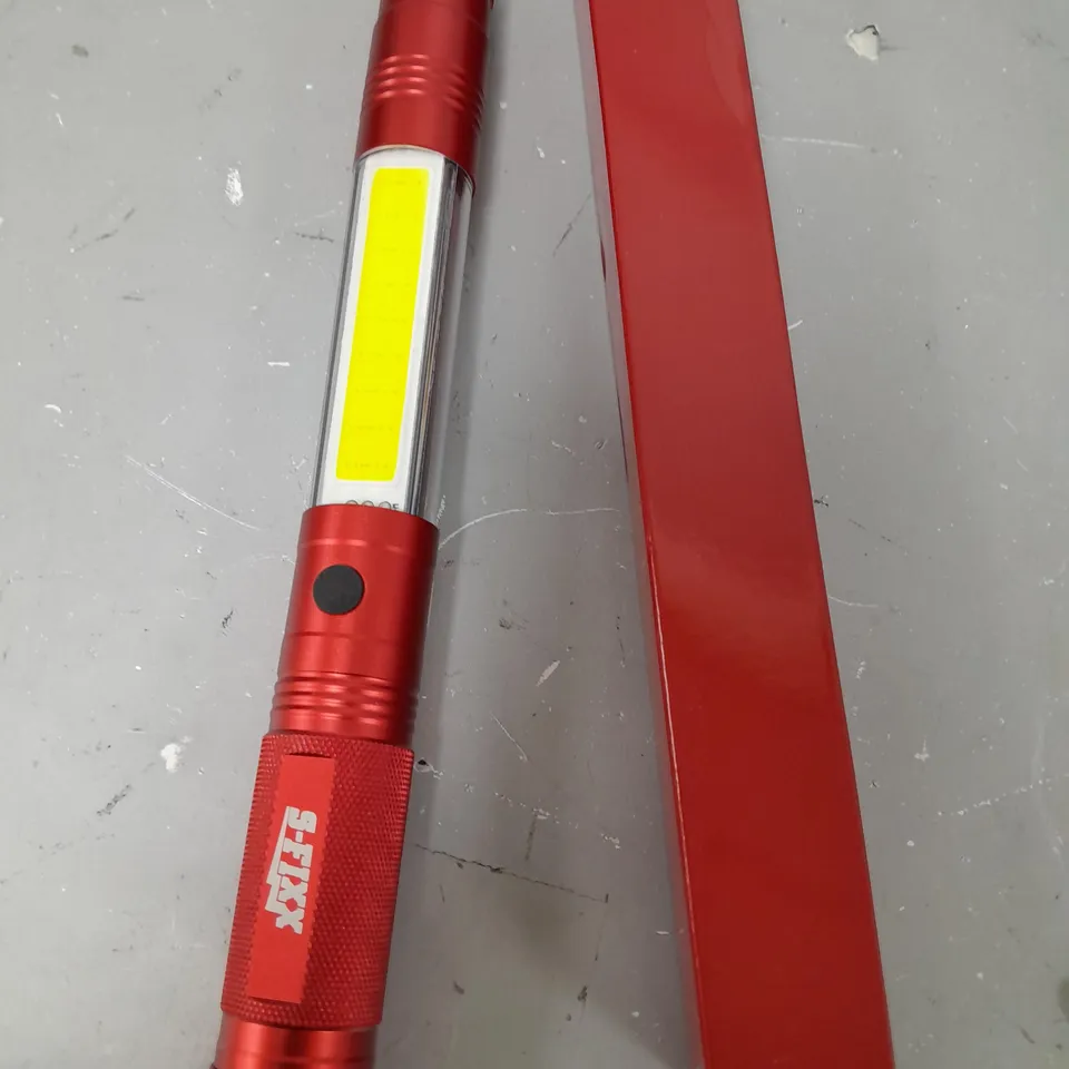 SFIXX SET OF LED TORCHES RED