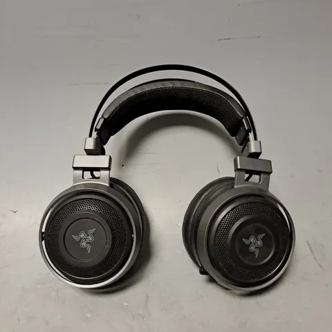 RAZER WIRELESS HEADPHONES 