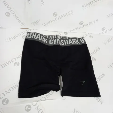GYMSHARK TRAINING SHORTS SIZE M