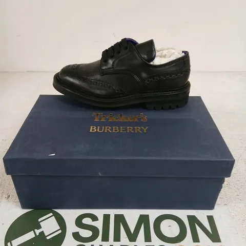 BURBERRY X TRICKER'S DERBY SHOES β BLACK LEATHER, UK 4
