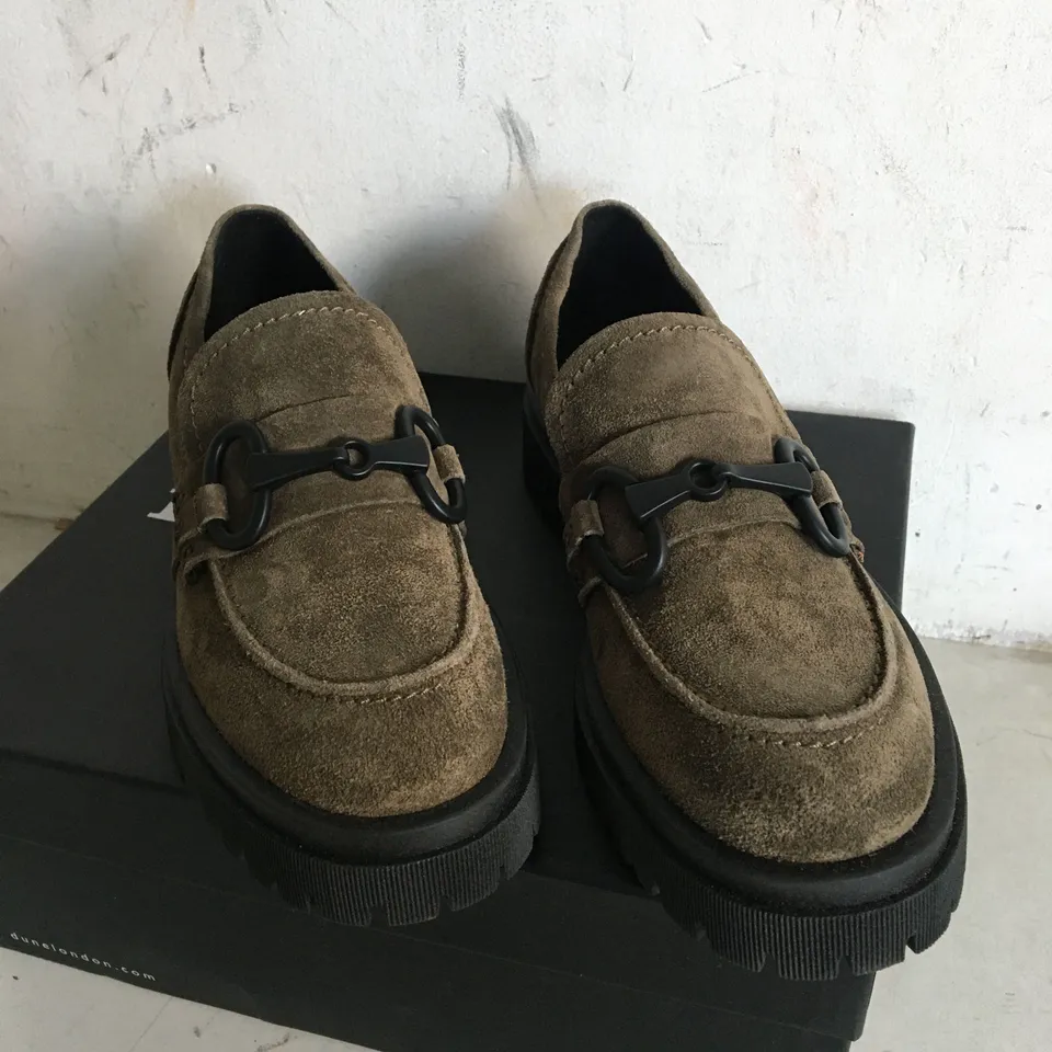 BOXED PAIR OF SIZE 38 DUNE KHAKI/SUEDE SHOES 