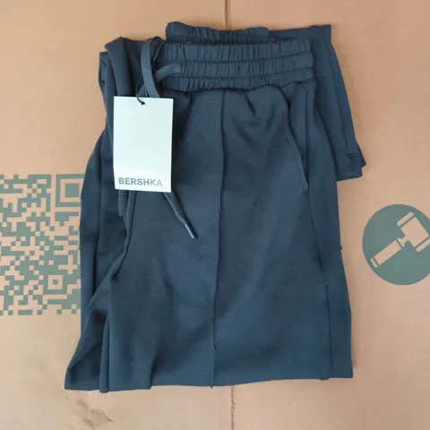 BERSHKA SWEATPANTS IN CHARCOAL GREY SIZE XS