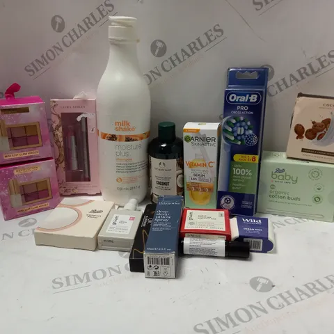LOT OF BEAUTY ITEMS TO INCLUDE MILK SHAKE MOISTURE PULS SHAMPOO, ETC