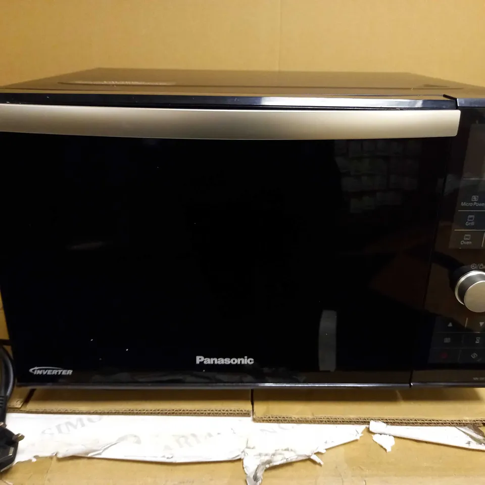 PANASONIC NN-DF386B BLACK COMBINATION OVEN