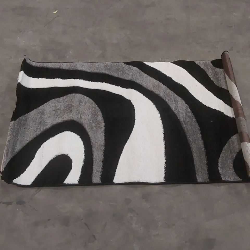 BRAND NEW PACO HOME INFERNO AREA RUG - BLACK // SIZE: 80 X 150cm