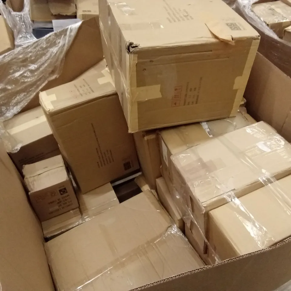 PALLET TO CONTAIN APPROXIMATELY 17 DESIGNER INDOOR LIGHTING PRODUCTS TO INCLUDE; CEILING LIGHTS, WALL LIGHTS, FLOOR LAMP ETC
