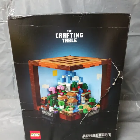 BOXED LEGO MINECRAFT THE CRAFTING TABLE FOR ADULTS 21265