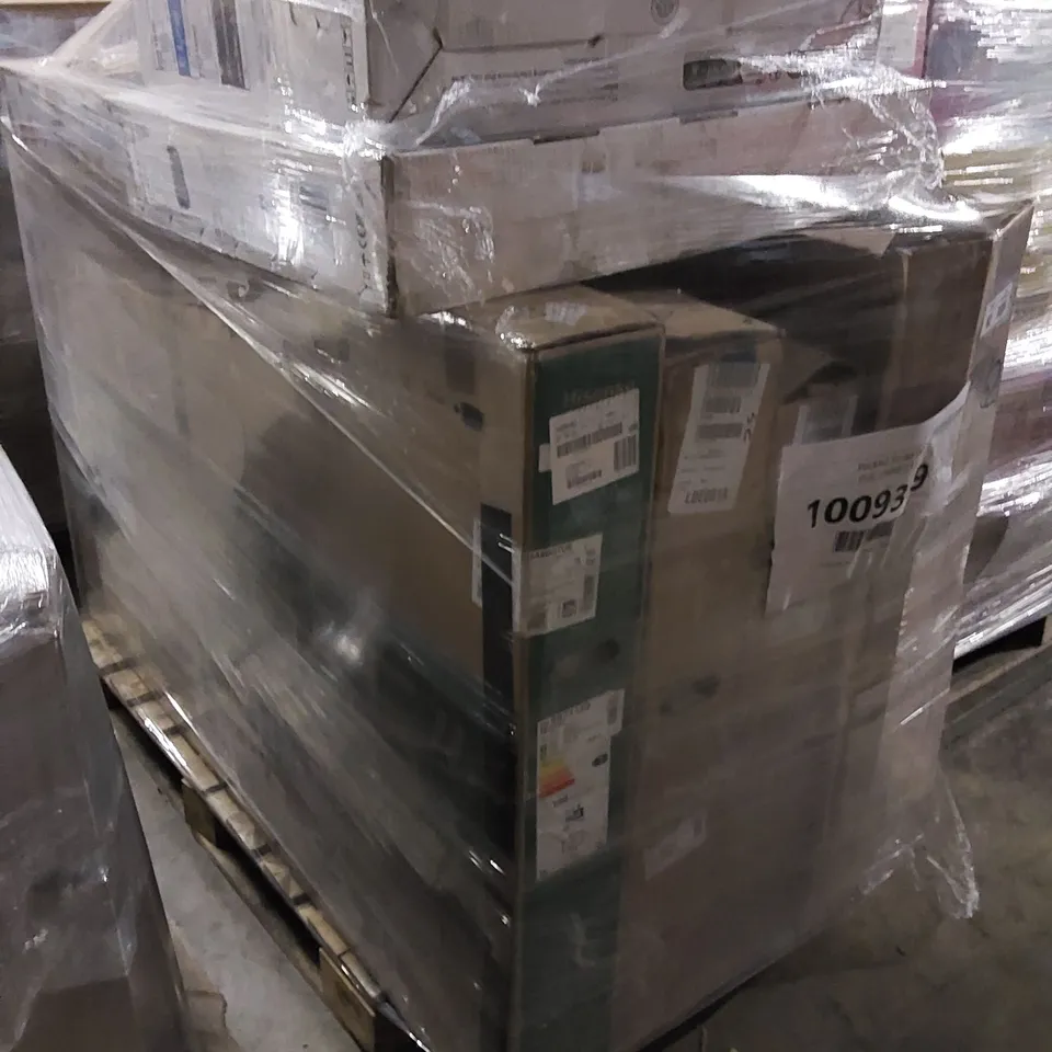 PALLET OF APPROXIMATELY 7 ASSORTED TELEVISIONS TO INCLUDE 