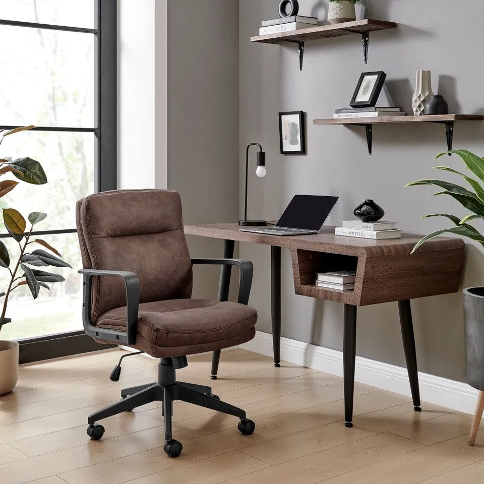 BOXED ROSCO FAUX LEATHER SWIVEL OFFICE CHAIR - BROWN/BLACK LEGS (1 BOX)
