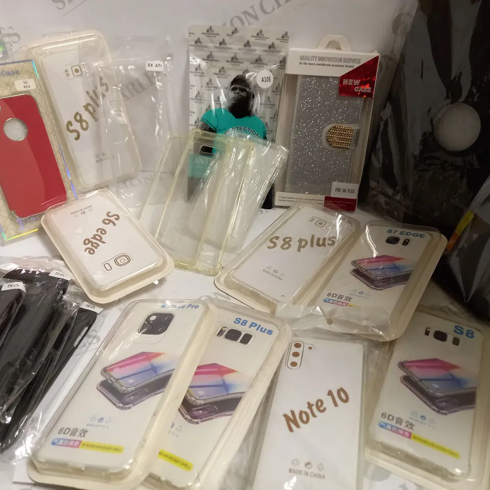 LOT OF APPROX 15 TO INCLUDE PHONE CASES , ETC