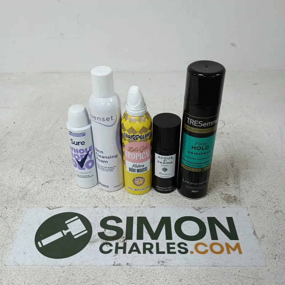 APPROXIMATELY 15 ASSORTED AEROSOLS TO INCLUDE SENSET SKIN CLEANSING FOAM, TRESEMME FIRM HOLD HAIRSPRAY, ACQUA DI PARMA, ETC