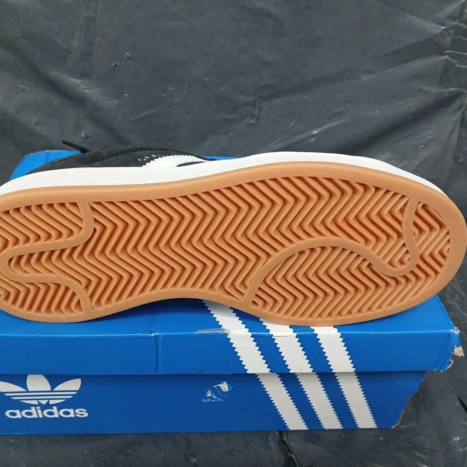 BOXED PAIR OF ADIDAS CAMPUS 00S - JUNIORS - UK SIZE 4