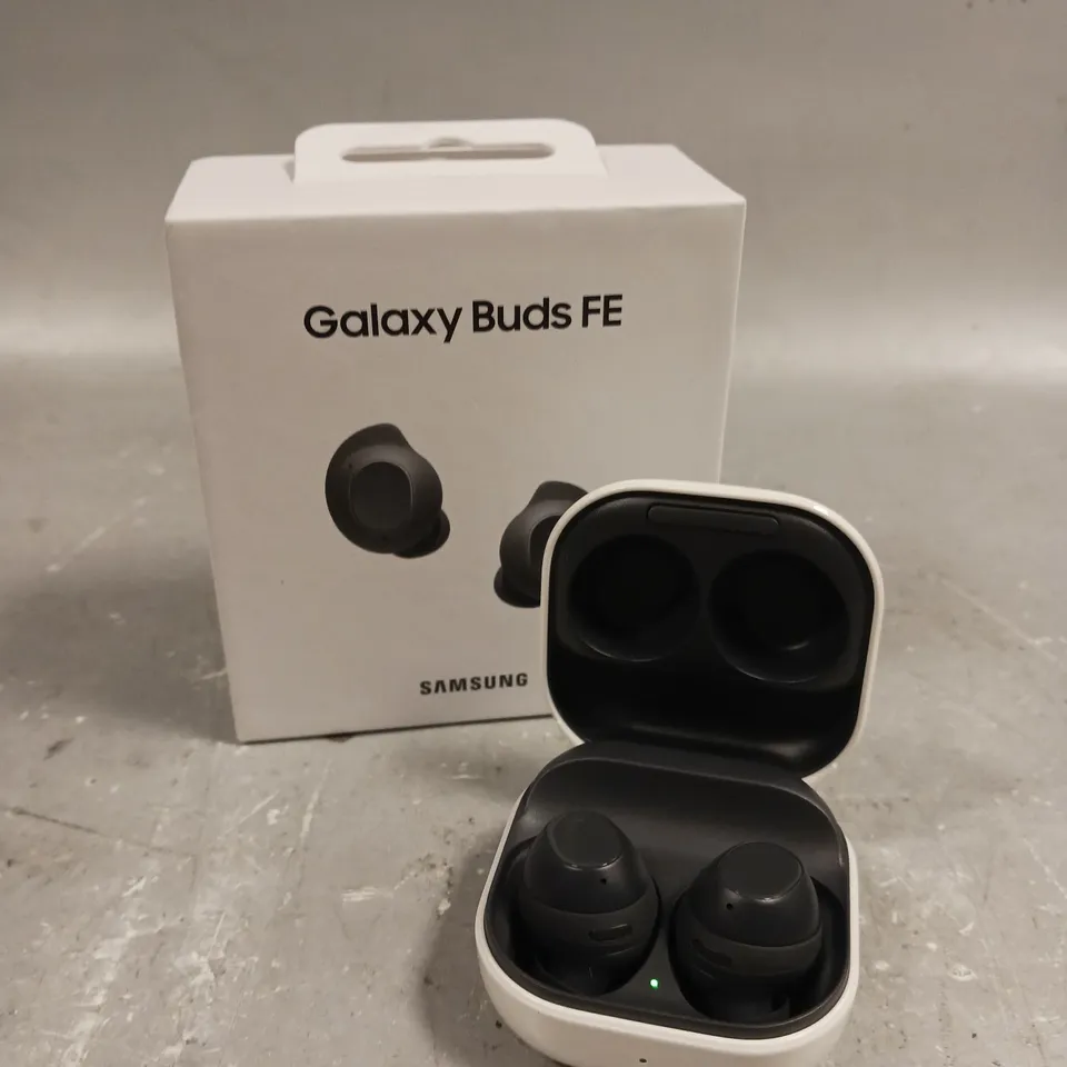 BOXED SAMSUNG GALAXY BUDS FE WIRELESS EARPHONES 