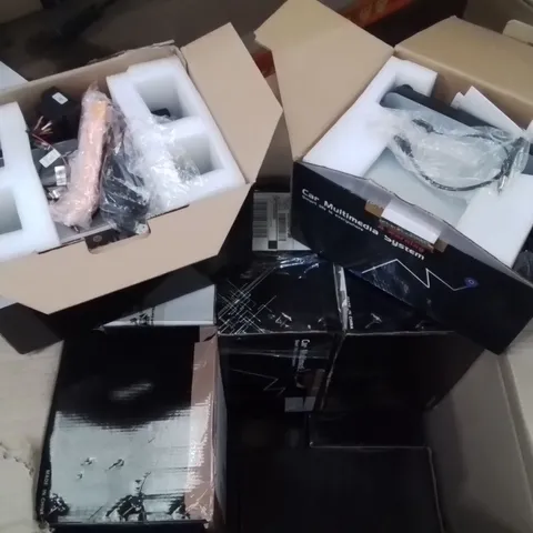 LARGE BOX CONTAINING ASSORTED CAR MULTIMEDIA SYSTEM INTERFACES // MODELS VARY
