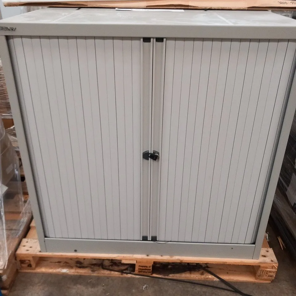 BISLEY LOCKER WITH SLIDING DOORS GREY 1000 X 1000MM