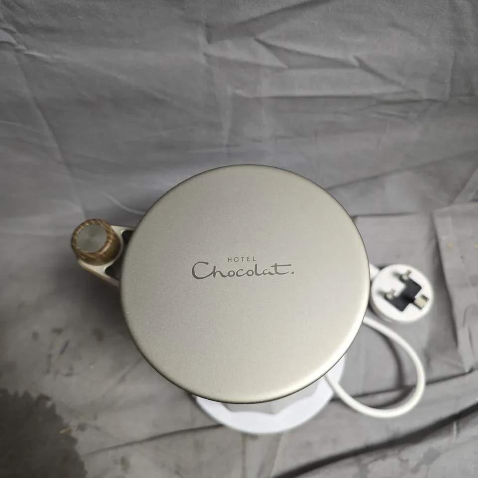 HOTEL CHOCOLAT ELECTRIC BEVERAGE MAKER – WHITE 
