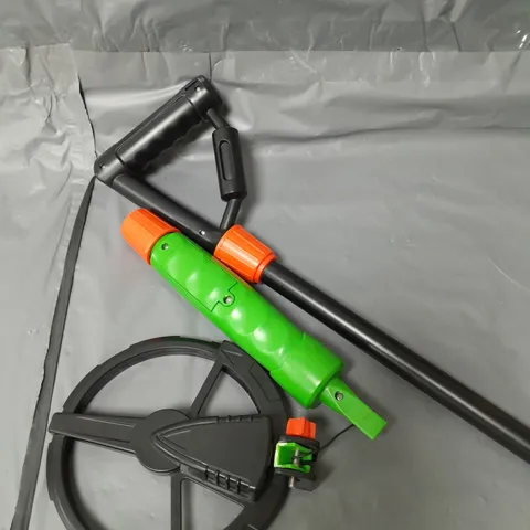 BRAINSTORM TOYS OUTDOOR ADVENTURE METAL DETECTOR
