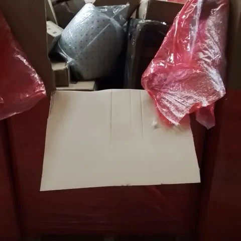 PALLET OF ASSORTED HOUSEHOLD GOODS AND PRODUCTS TO INCLUDE;FOOT WARMER, SPICE RACK, MAKEUP MIRROR, CLOUD PLAY MAT, RUG AND OTHER ASSORTED ITEMS...