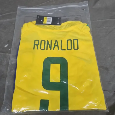 BAGGED BRAZIL FC HOME JERSEY - RONALDO 9 - SIZE 26