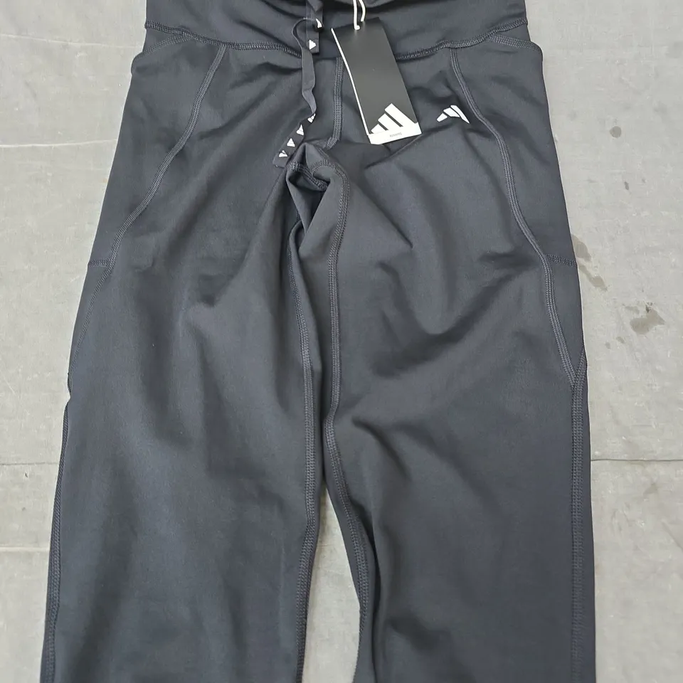 ADIDAS TIGHT FIT LEGGINGS IN BLACK SIZE UK SMALL (8-10)