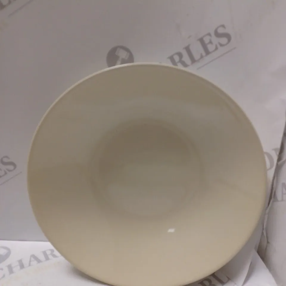 BRAND NEW BOXED CESIRO 12 PIECE DINNERWARE TO LARGE PLATES SMALL PLATES AND BOWLS / COLLECTION ONLY 