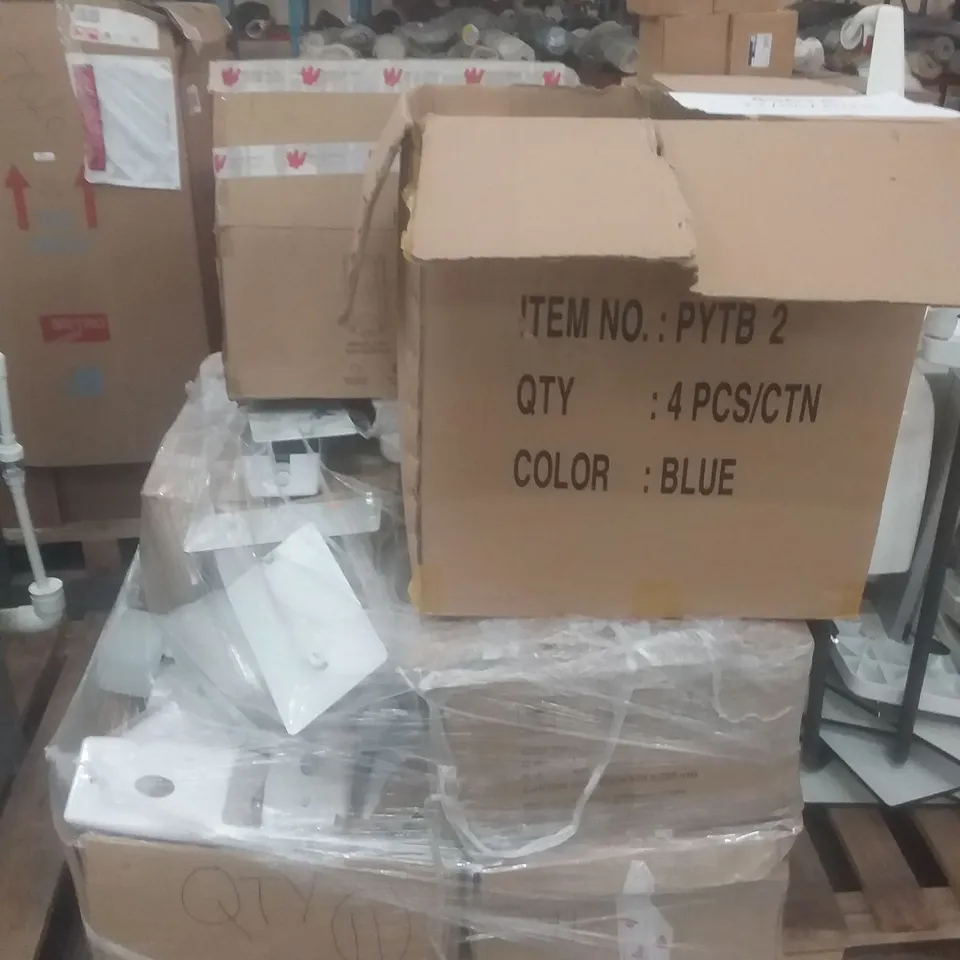 LARGE QUANTITY OF WALL HUNG SOAP DISPENSERS