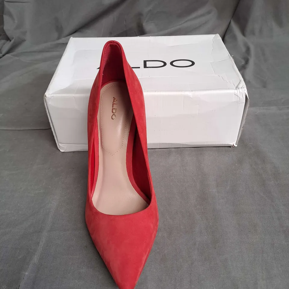 BOXED PAIR OF ALDO CASSEDY HEELS IN RED SIZE 5