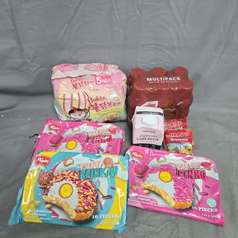 APPROXIMATELY 8 ASSORTED FOOD ITEMS TO INCLUDE - SLIMFAST DRINKS, BULDAK RAMEN, MINDY MARSHMALLOW BISCUITS, COLLECTION ONLY