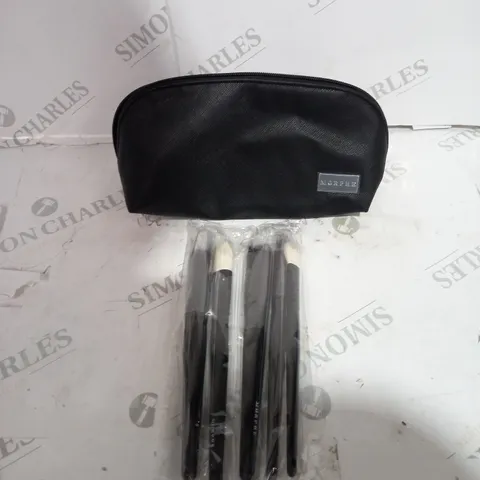 SET OF MORPHIE MAKEUP BRUSHES