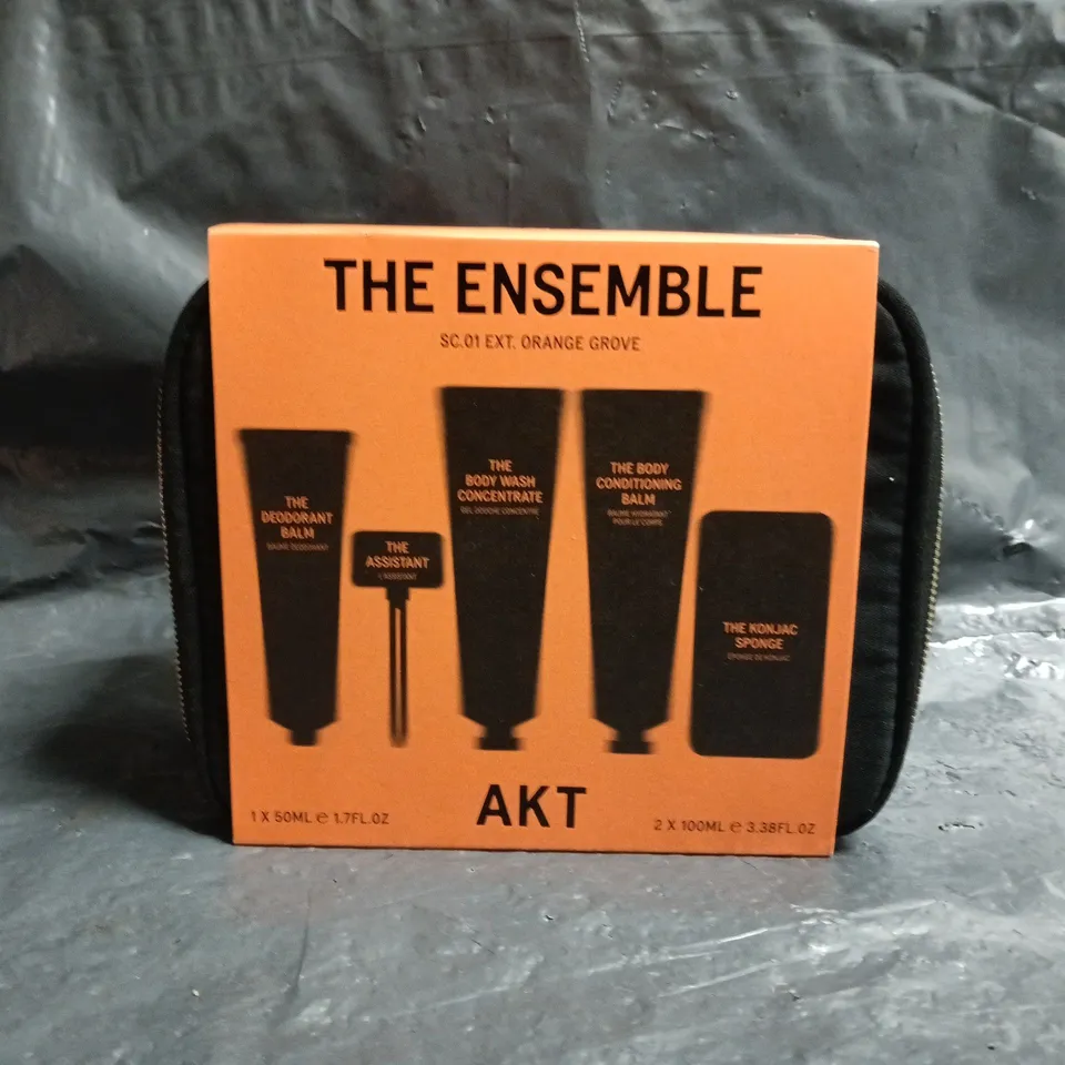 AKT THE ENSEMBLE SC.01 EXT ORANGE GROVE SKINCARE SET