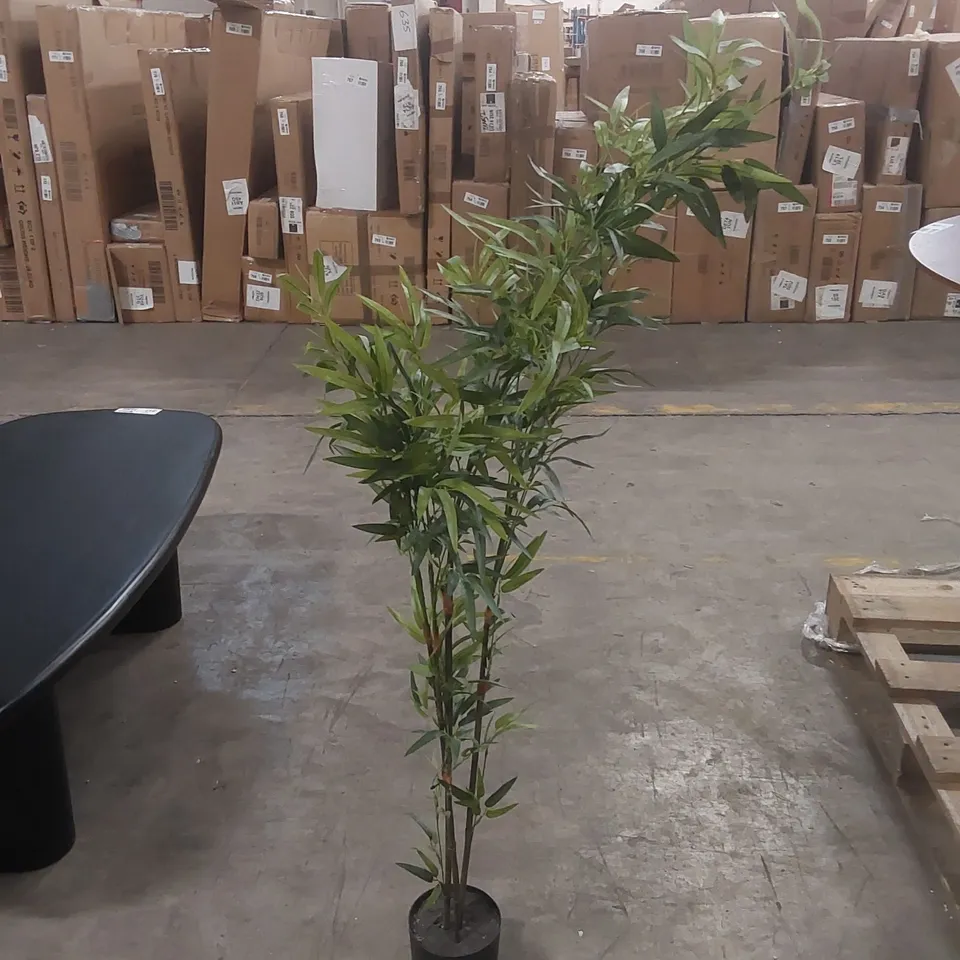 ARTIFICIAL POTTED PLANT