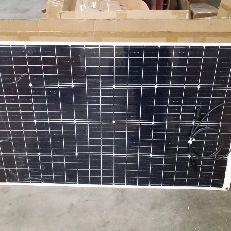 BOXED FLEXIBLE SOLAR PANEL