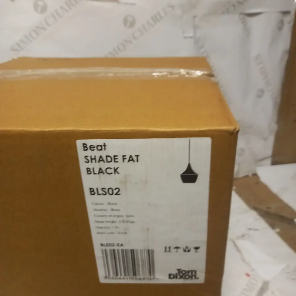 BEAT SHADE FAT BLACK BLS02