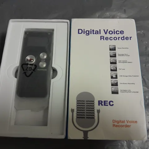 DIGITAL VOICE RECORDER - 16GB