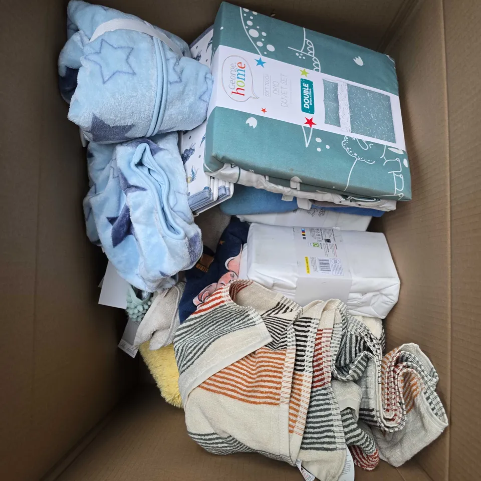 APPROXIMATELY 20 ASSORTED HOUSEHOLD PRODUCTS TO INCLUDE DUVET SETS, MATTRESS PROTECTOR, TOWELS ETC