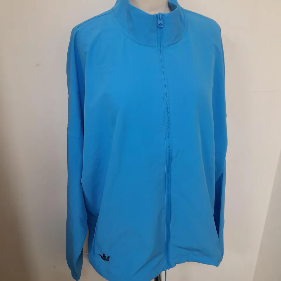 ADIDAS ORIGINAL ZIPPED JACKET SIZE M