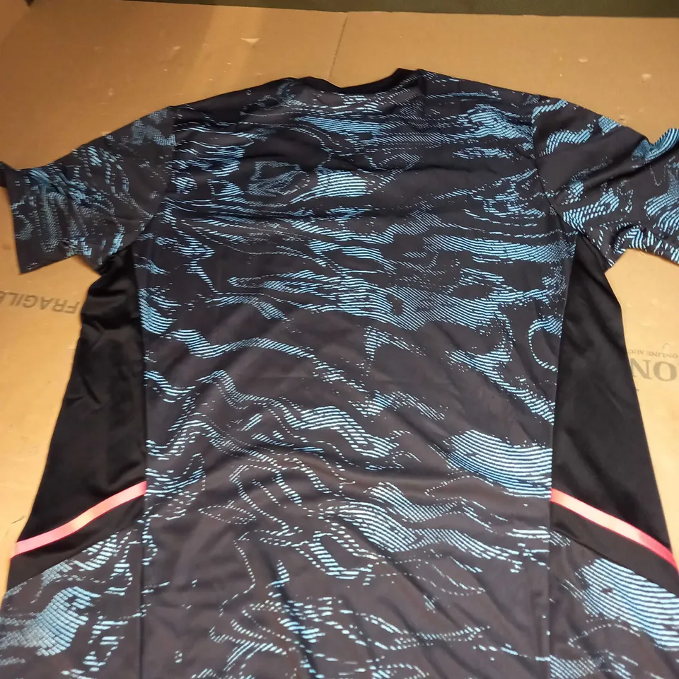 ARSENAL FC AWAY SHIRT SIZE L