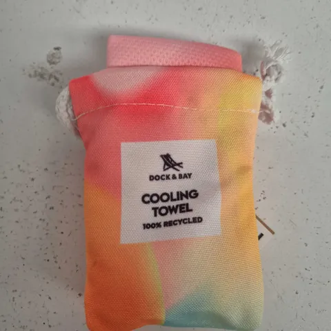 DOCK & BAY COOLING TOWEL β 100% RECYCLED, MULTICOLOURED