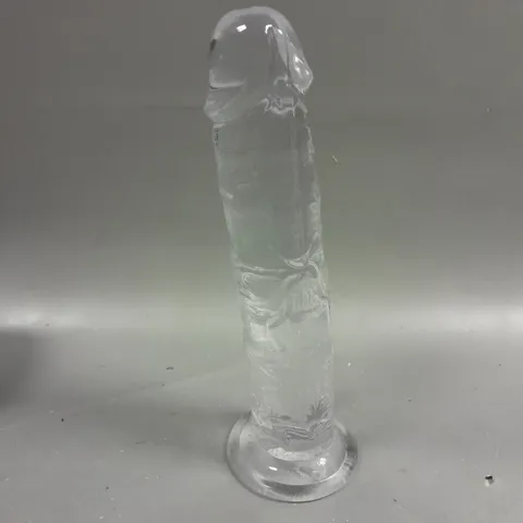 BOXED MANIA CLEAN SUCTION CUP DILDO